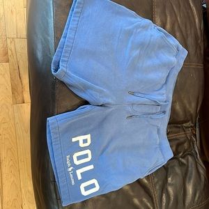 Men’s sweatshorts by Polo.
